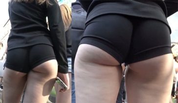 candid ass bus stop